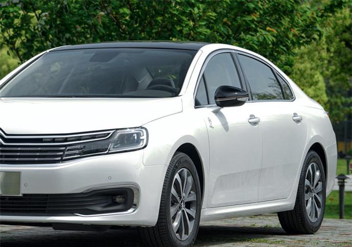 被車標拖累的“舒適王”，高速穩如牛，滿油1093Km，國六卻沒人要