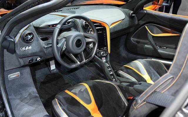 這貨與法拉利齊名，價值400萬，竟用耐克勾當車標