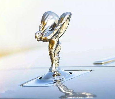 勞斯萊斯總裁：如果你能拿掉車標，這部勞斯萊斯直接送給你