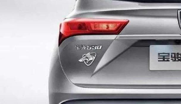 寶駿換車標失敗！全新“大鯊魚”車標，卻比“馬頭”更尷尬了