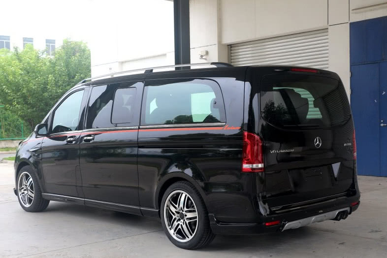 售價108萬元的MVP，看了車標網友都覺得比買埃爾法值