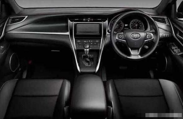 豐田全新漢蘭達來了！換上新車標僅14萬起，網友：太霸氣了