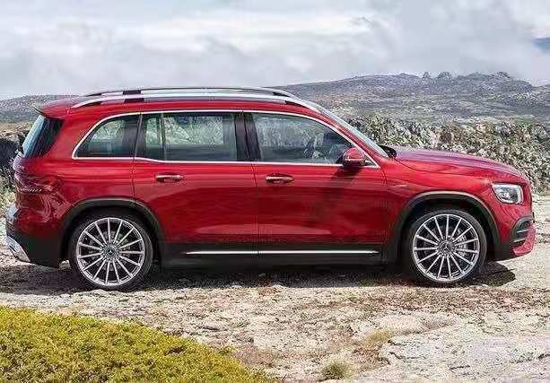 全新奔馳GLB200,同級唯一提供7座版，賣的不止車標和內(nèi)飾