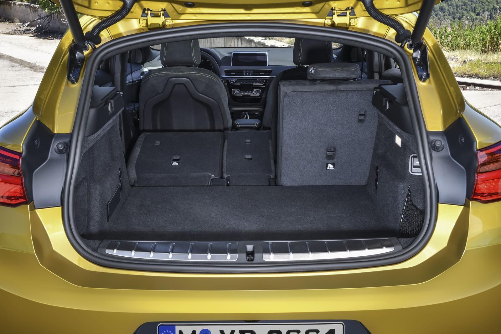 把國人當傻子忽悠！寶馬X2除了車標和皮囊還剩什么！