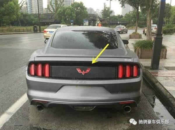 秋名山車神究竟被誰打敗了？如今車標依然在，不見當年老司機！