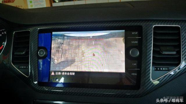 高爾夫升級(jí)原廠車標(biāo)翻蓋倒車攝像頭