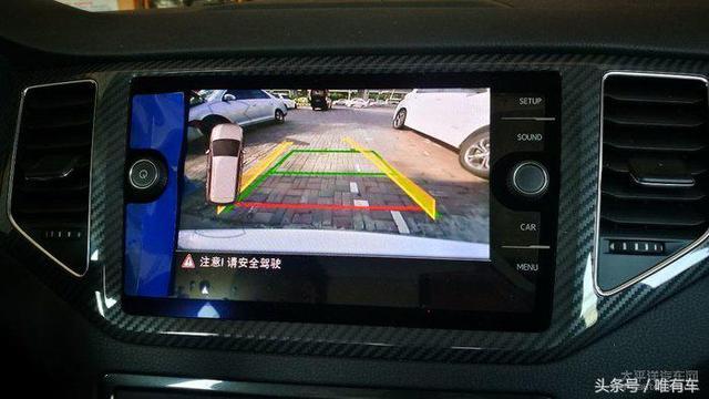 高爾夫升級(jí)原廠車標(biāo)翻蓋倒車攝像頭