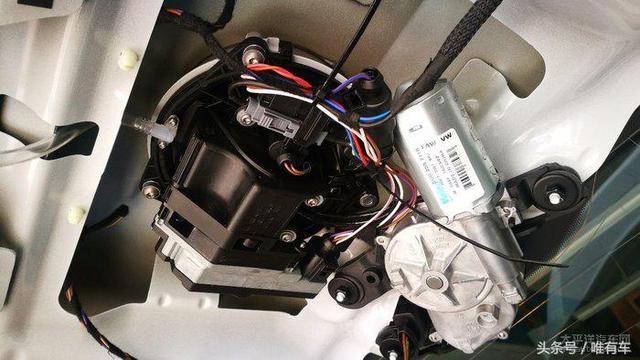 高爾夫升級(jí)原廠車標(biāo)翻蓋倒車攝像頭