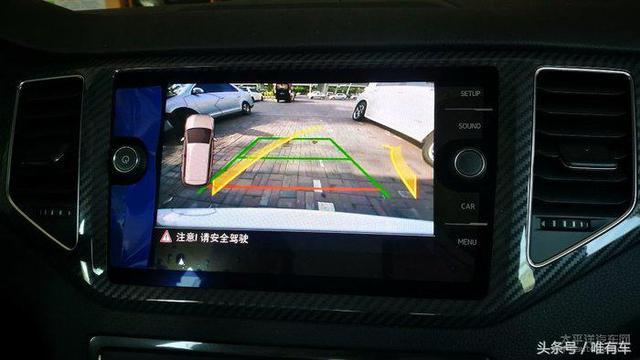 高爾夫升級(jí)原廠車標(biāo)翻蓋倒車攝像頭