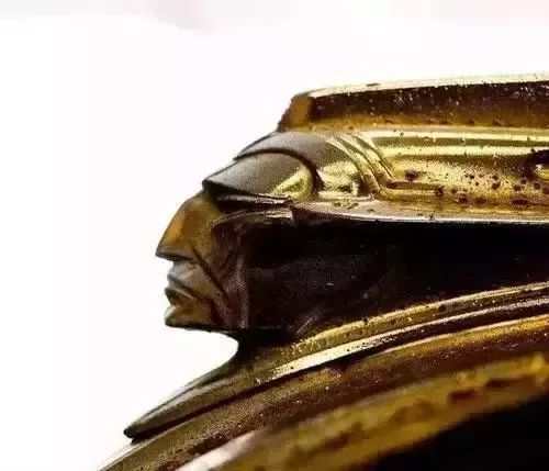 這些車標，認識3個，您絕對就是老司機 !