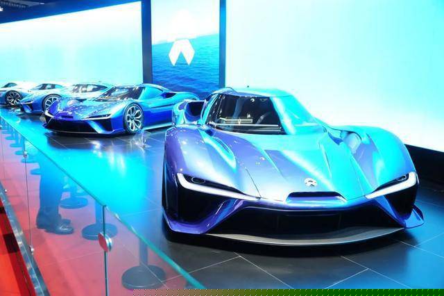 造車是成功男士的奢侈玩具