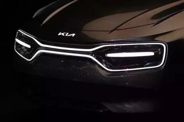 繼奧迪寶馬大眾之后，日產(chǎn)的車標(biāo)也被壓扁了，3D邁向2D