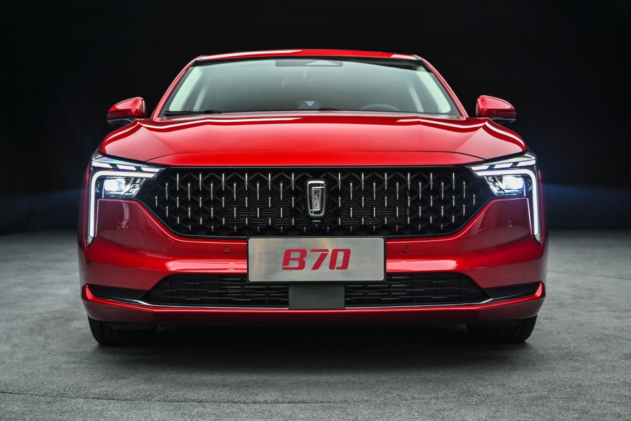 將概念車“量產化”，全新第三代奔騰B70官圖曝光