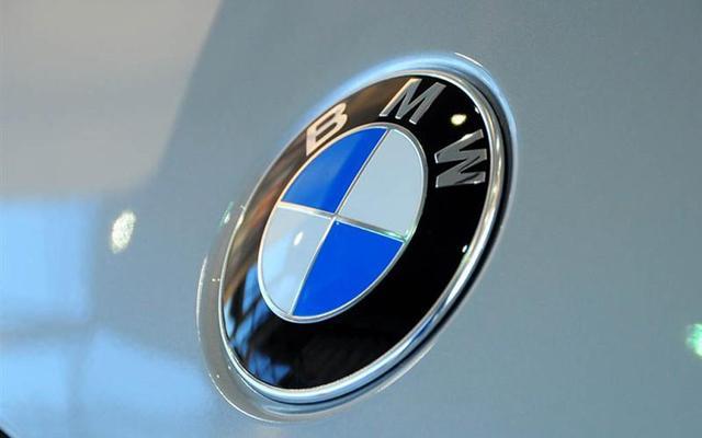 就在前天！寶馬發布全新“藍天白云”車標，網友：美或丑不好說