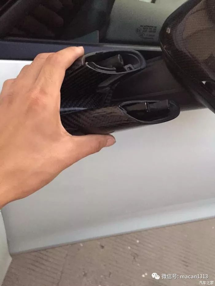 小哥花了一輛macan的錢來改裝新提的車，尤其那個輪轂。。。。。