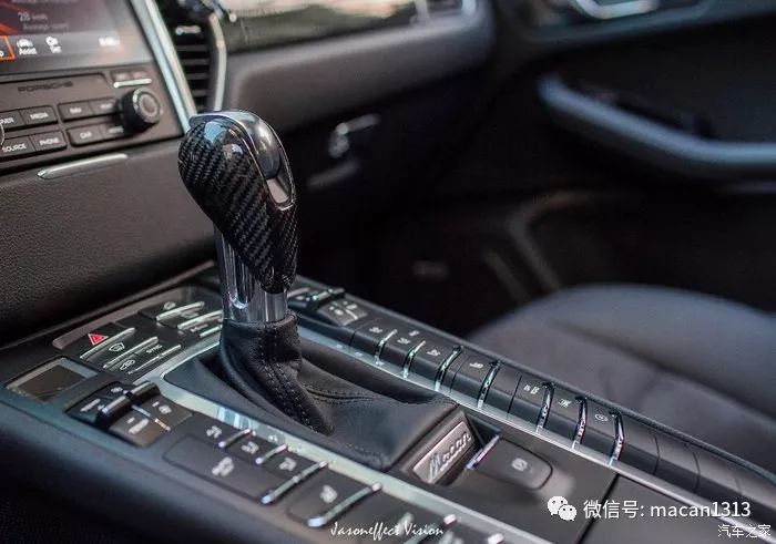 小哥花了一輛macan的錢來改裝新提的車，尤其那個輪轂。。。。。