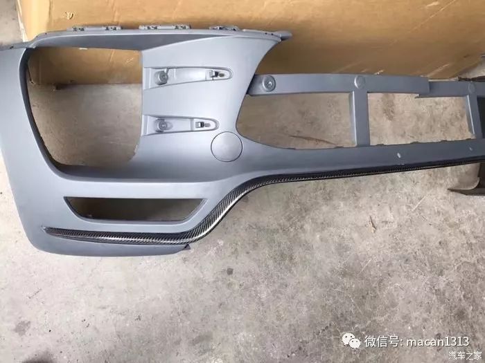 小哥花了一輛macan的錢來改裝新提的車，尤其那個輪轂。。。。。