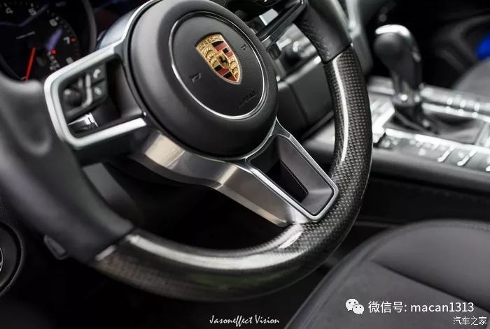 小哥花了一輛macan的錢來改裝新提的車，尤其那個輪轂。。。。。