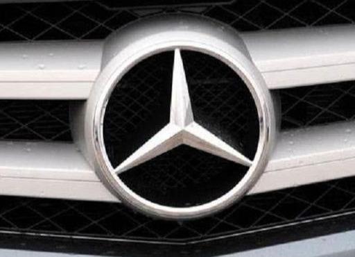 奔馳“立標(biāo)”和“平面車標(biāo)”檔次不一樣嗎？看完漲知識(shí)了