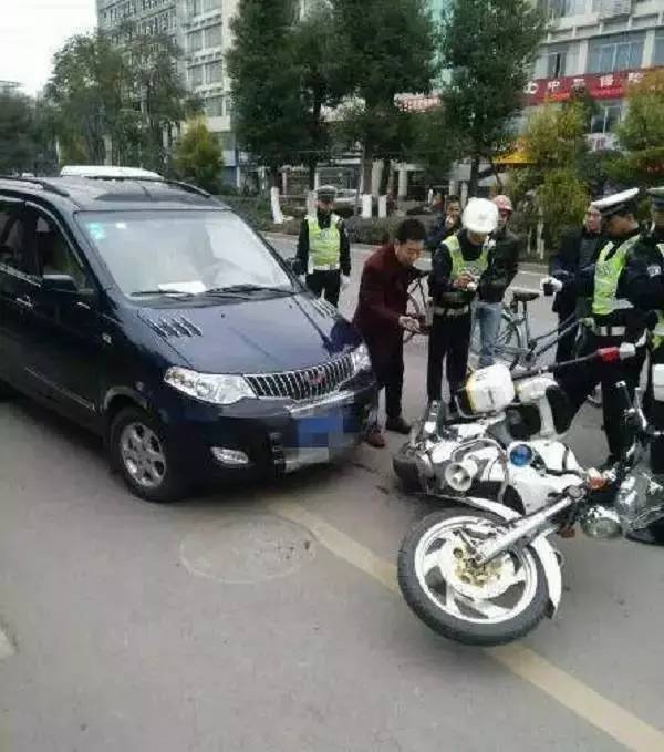 因為手癢一不小心搜索了某寶的車標銷售，結果發現……