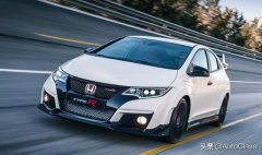 一些特別的車標，如Z標的保時