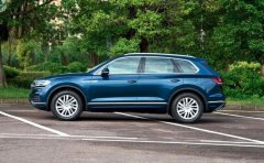 和奧迪Q8保時(shí)捷卡宴一個(gè)媽，