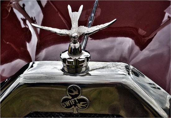 除了被摳，車(chē)標(biāo)還有這些門(mén)道……