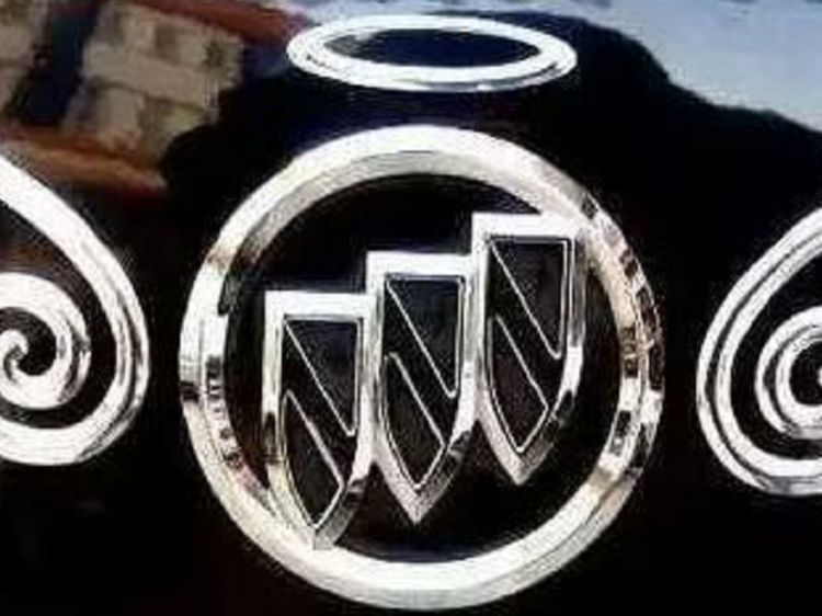 4個被車主“玩壞”的車標(biāo)，第1個就算了，第4個是不是不吉利？