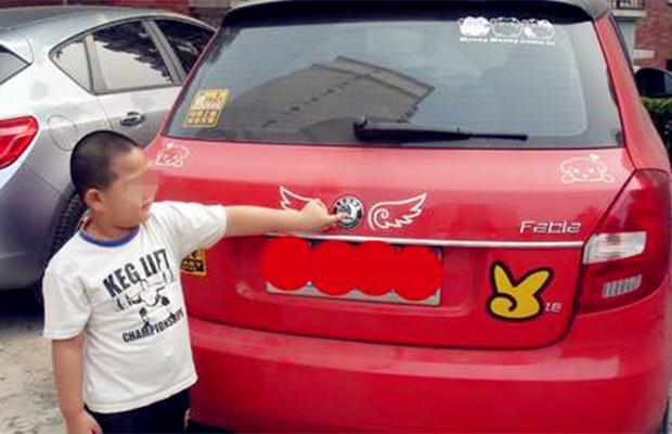 幼兒園作業又讓孩子畫自己家車標，這難道不是赤裸裸的攀比嗎？