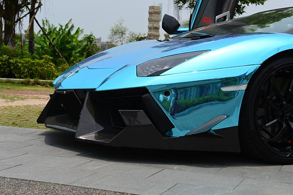 蘭博基尼龍年限量版，全球僅10臺，連車標都換了！