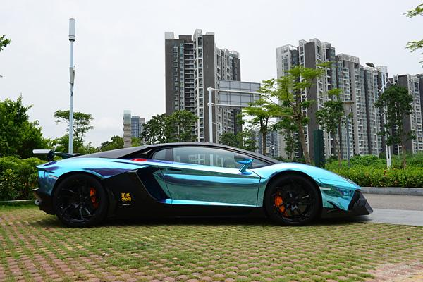 蘭博基尼龍年限量版，全球僅10臺，連車標都換了！