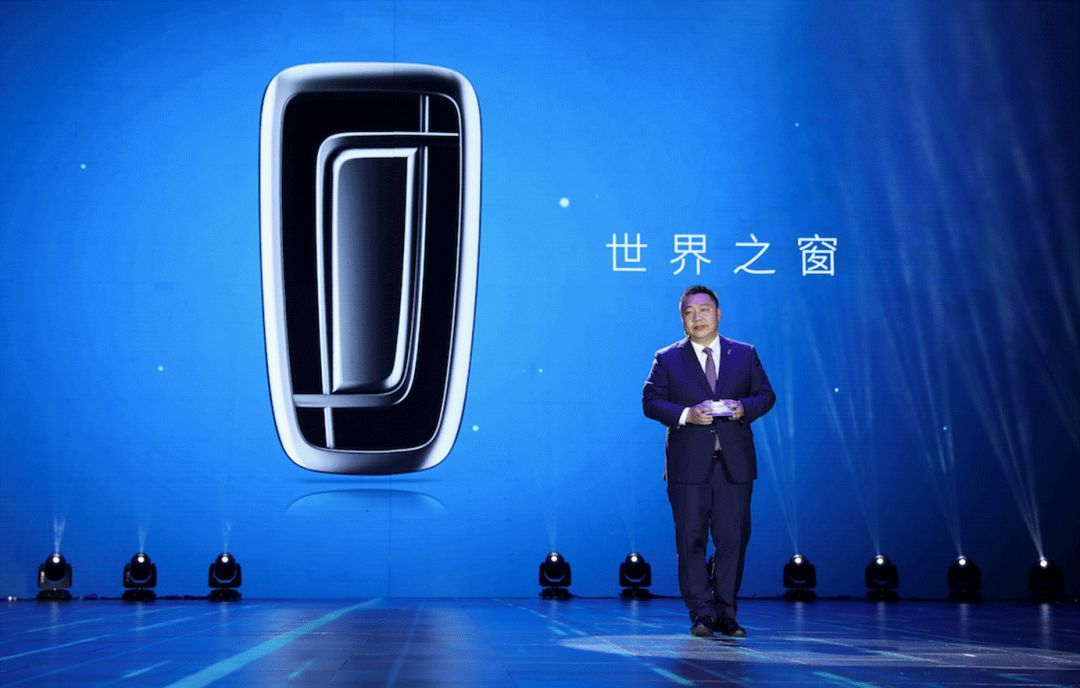 一汽奔騰換的，不僅僅是全新車標...