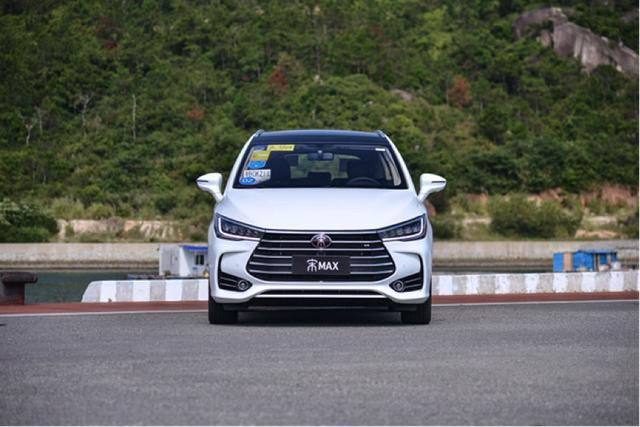 Build Your Dreams 成真，換掉車標(biāo)，采用新造型，終于要騰飛了