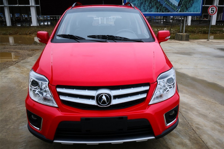 V字車標(biāo)是長(zhǎng)安汽車，那倒V是什么品牌？不是謳歌