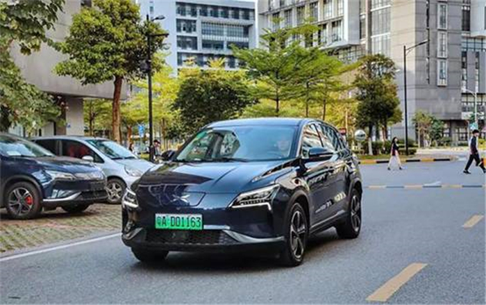 汽車標志都認不全 造車新勢力或因無“準生證”腹死胎中？