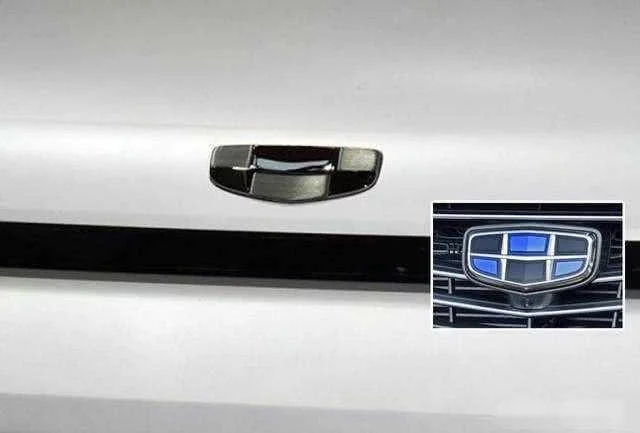 吉利怒換新車標！看到這撞車一幕, 不少人更是要買了！