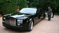 為什么勞斯萊斯輪轂上的車標