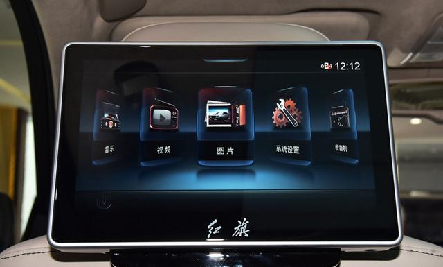 國產“真旗艦”，35萬V6四驅大五座，車標豪橫超奔馳，不香？