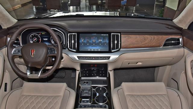 國產“真旗艦”，35萬V6四驅大五座，車標豪橫超奔馳，不香？