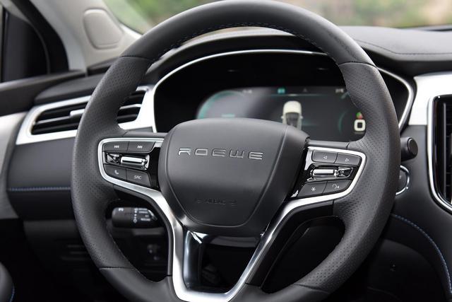 除了換裝R車標(biāo)還有啥亮點(diǎn)？榮威R ER6值不值得期待