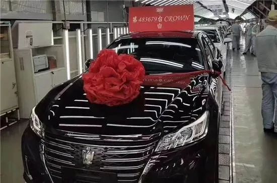 “皇冠?”停產(chǎn)，我爹說他的青春結(jié)束了