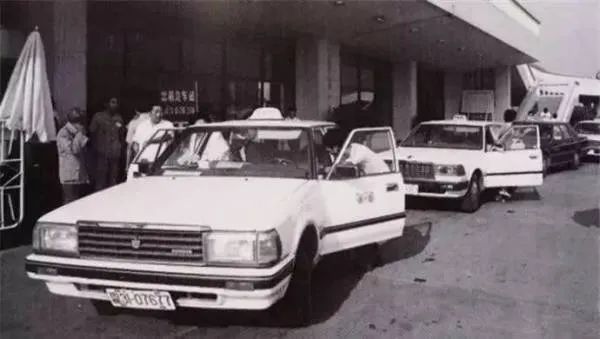 “皇冠?”停產(chǎn)，我爹說他的青春結(jié)束了