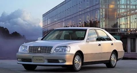 “皇冠?”停產(chǎn)，我爹說他的青春結(jié)束了