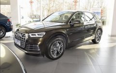 奧迪Q5L：我都降破30萬起，你