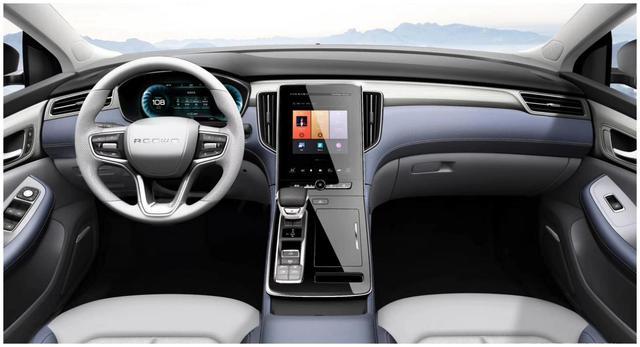 首款R標(biāo)車型上市，榮威R ER6能否一炮而響？