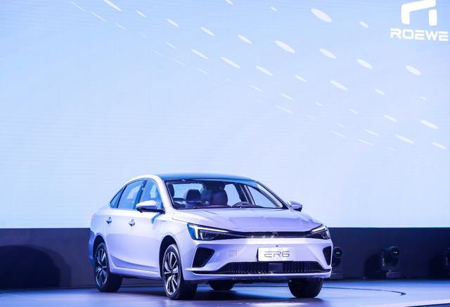 首款R標(biāo)車型上市，榮威R ER6能否一炮而響？