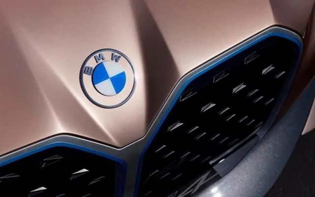 自主品牌集體“換車標”，背后是一個產業大趨勢……