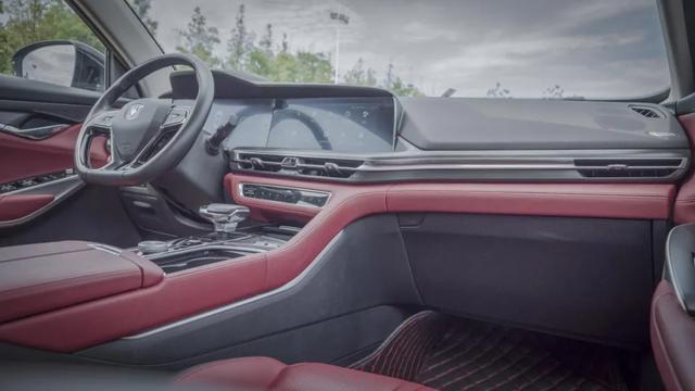 針尖對麥芒，榮威RX5 PLUS對比長安CS75 PLUS，誰更值得買？