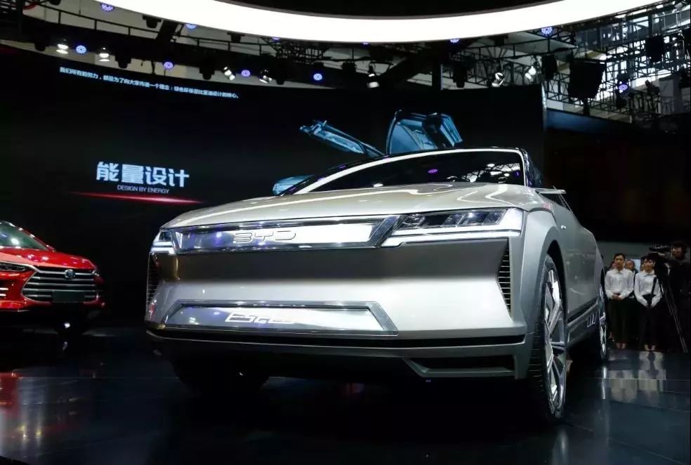 天吶，比亞迪也換新LOGO了？