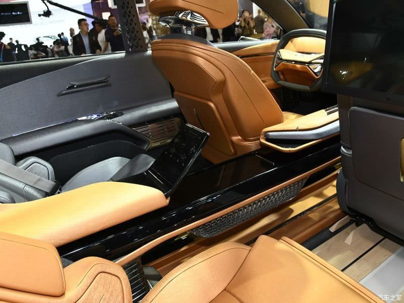 顏值比保時捷漂亮，附帶蜻蜓Logo，這輛轎跑國產必火！